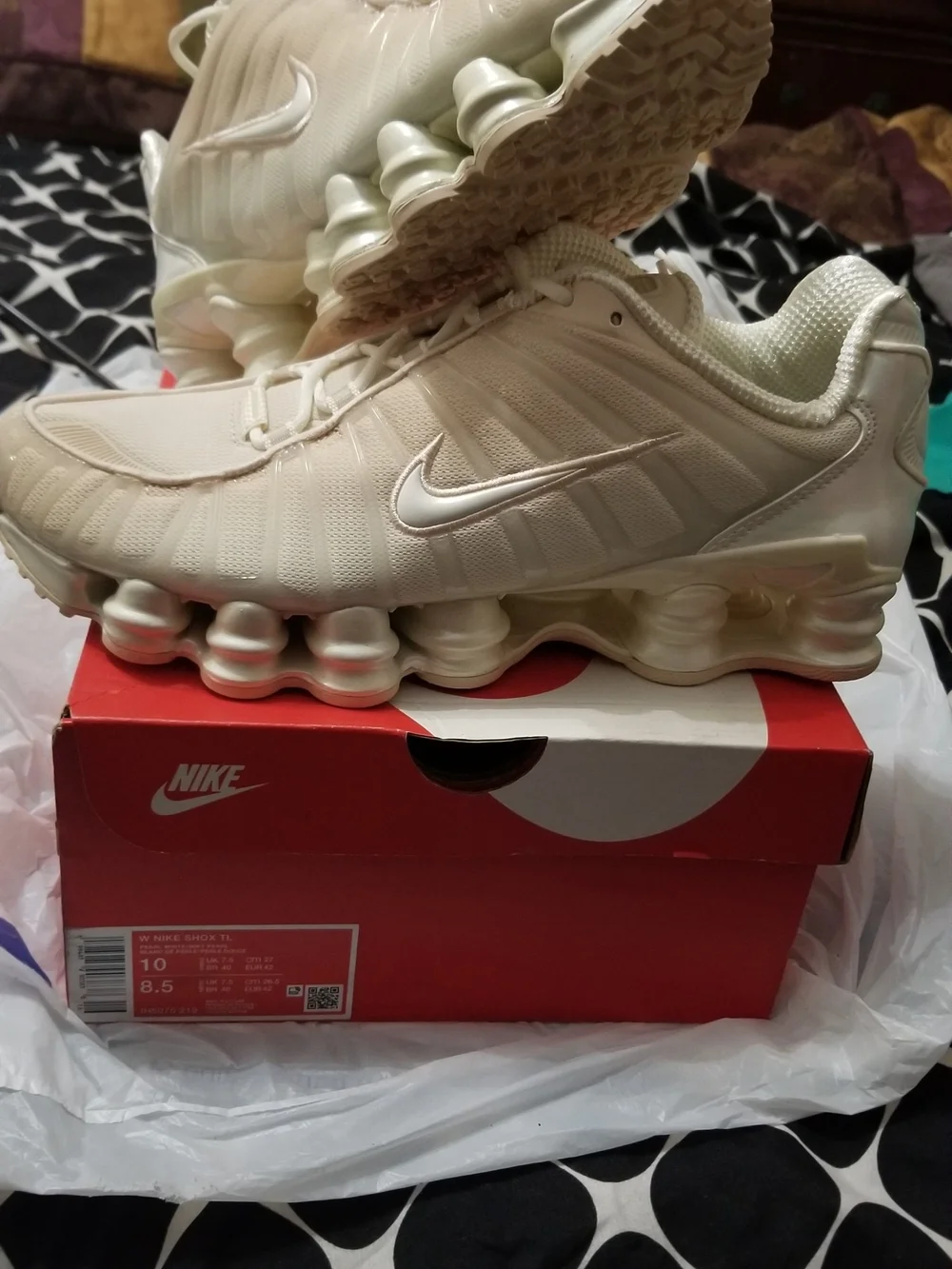 Nike women's  Shox Sneakers in Cream
